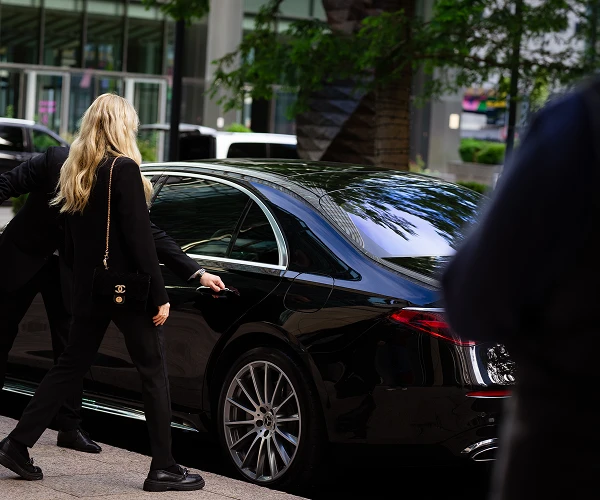 Cruise port transfer service